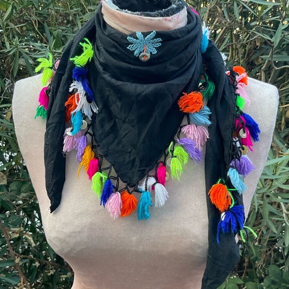 Colorful handmade bohemian gypsy triangle scarf tassels fringe sequins detail - Picture 11 of 11